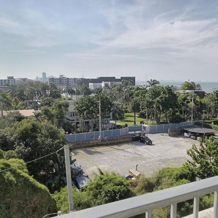 Fluffy Bed And Seaview @Bangsaen 아파트 외부 사진